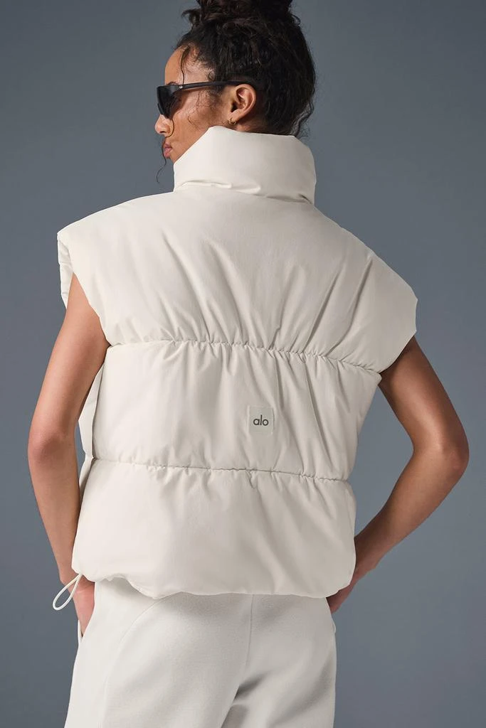 商品Alo|Incline Puffer Vest - Ivory,价格¥1485,第3张图片详细描述