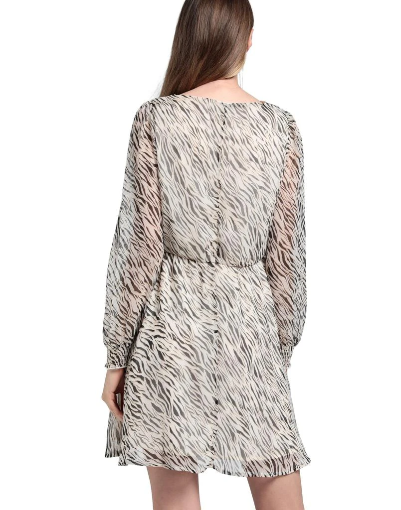 商品VERO MODA|Short dress,价格¥379,第3张图片详细描述