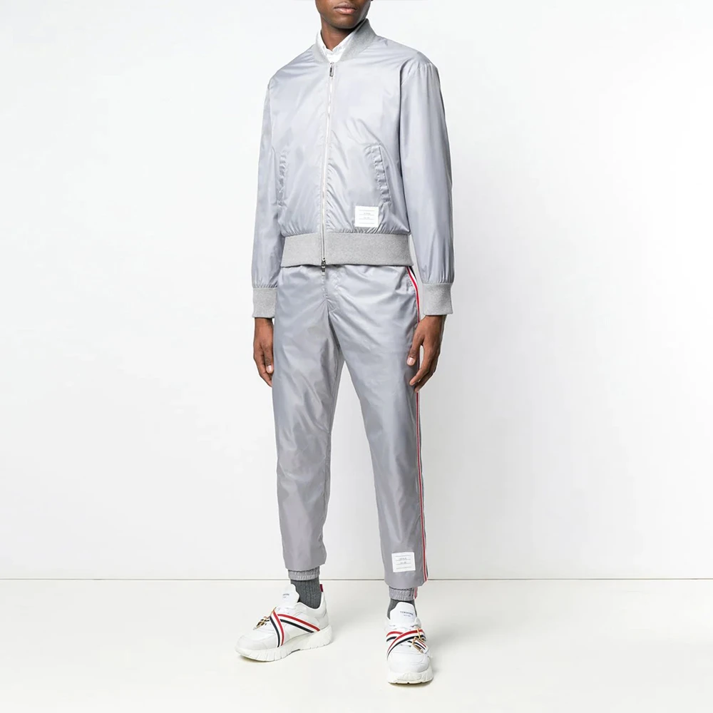 Thom Browne 男士灰色运动裤 MJQ070A-03215-055 商品