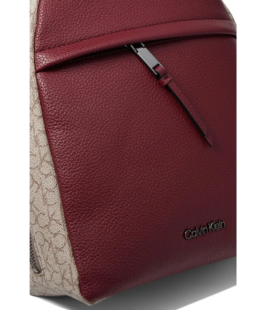 商品Calvin Klein|Mia Backpack,价格¥736,第4张图片详细描述