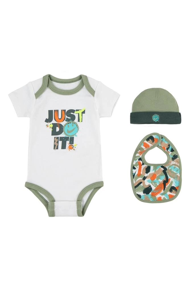 商品NIKE|Just Do It Bodysuit, Bib & Beanie Set,价格¥114,第1张图片