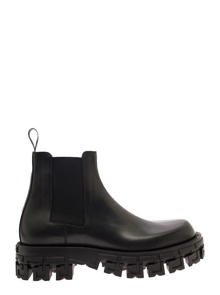 商品Versace|Black Chelsea Boots with Greca Platform in Smooth Leather Man,价格¥5059,第1张图片