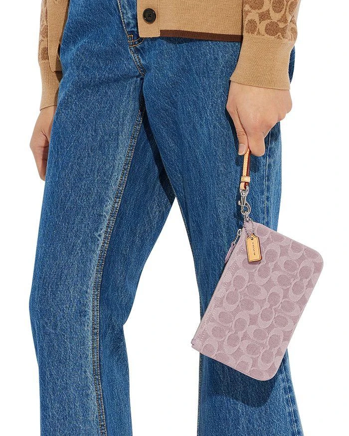 商品Coach|【新品】香布蕾 经典标志丹宁布小号腕包,价格¥505,第2张图片详细描述