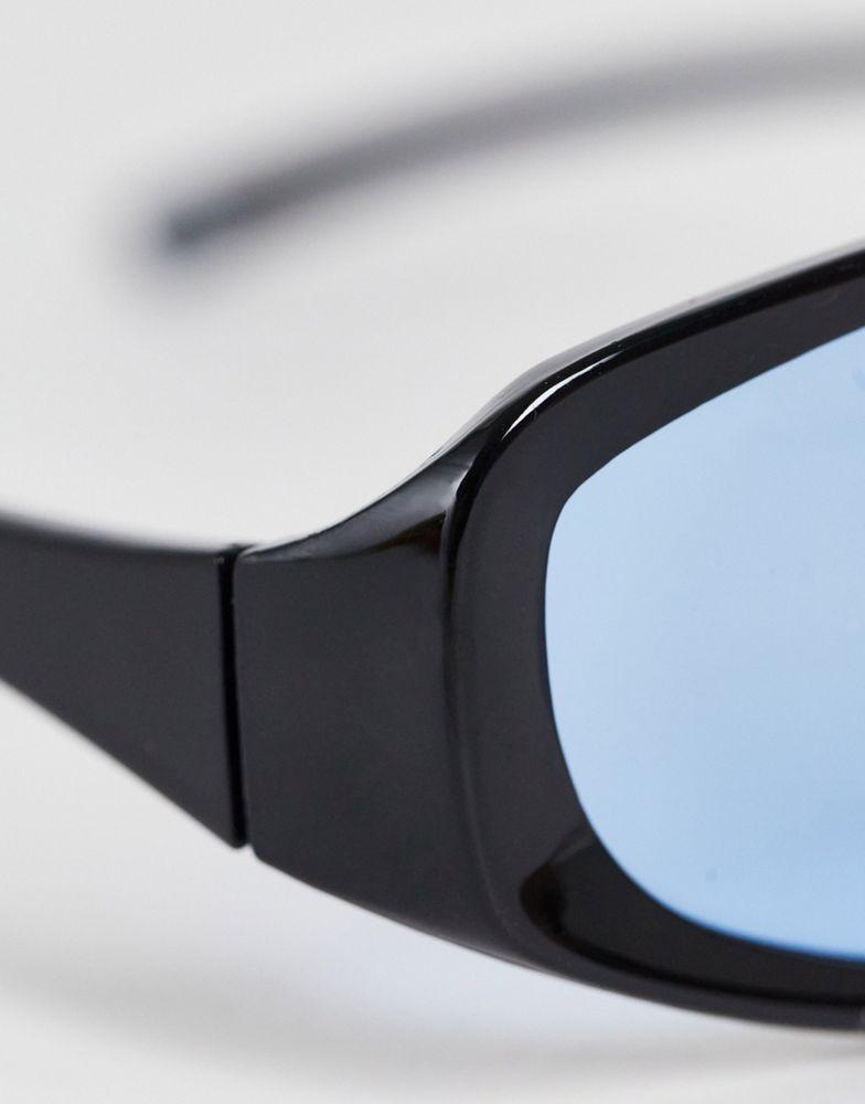 ASOS DESIGN Y2k runner sunglasses in black and blue - MBLUE商品第3张图片规格展示