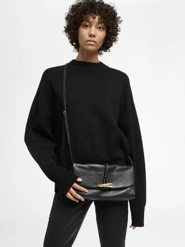 商品DKNY|Cindy Flap Clutch With Metal Horn Detail,价格¥1131,第2张图片详细描述