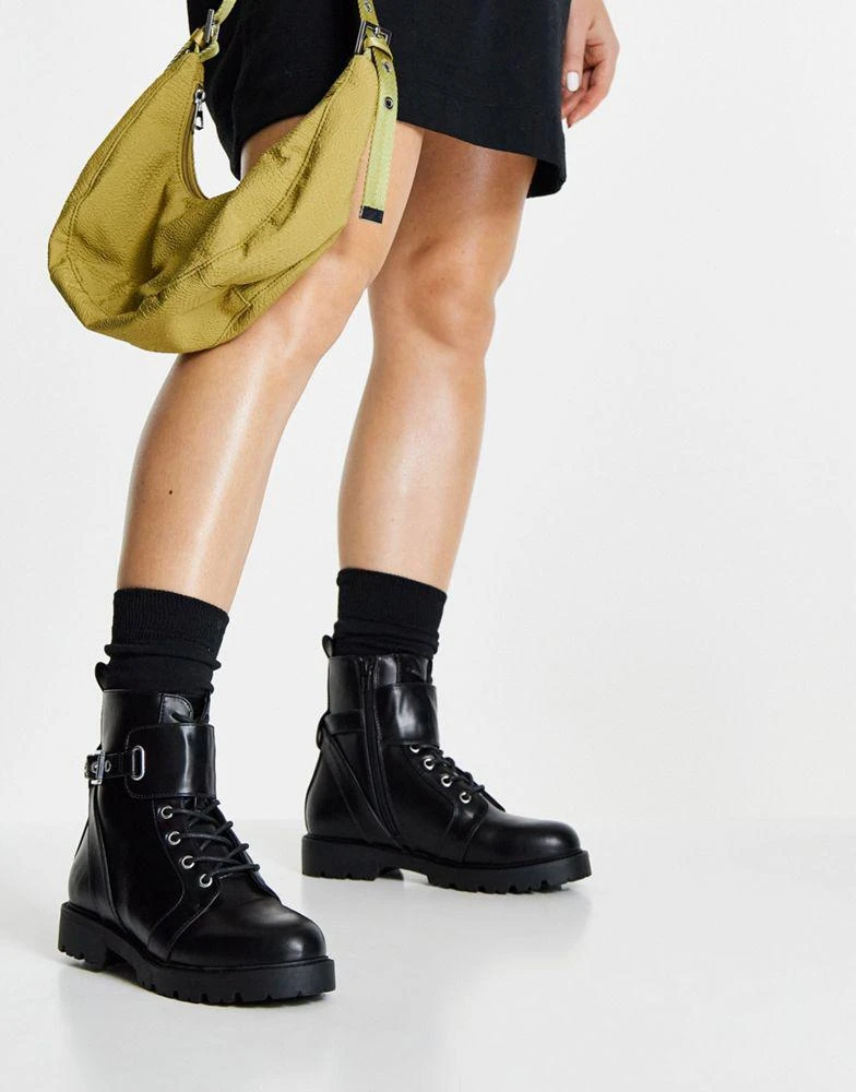 商品ASOS|ASOS DESIGN Aria lace up hardware boots in black,价格¥151,第1张图片