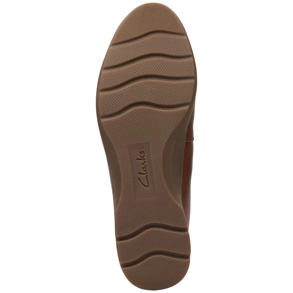 商品Clarks|Women's Jenette Ease Round-Toe Slip-On Flats,价格¥331,第5张图片详细描述