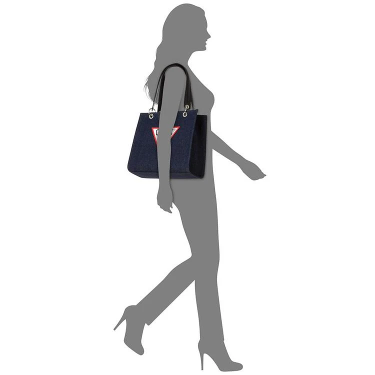 商品GUESS|Varsity Pop Denim Logo Tote,价格¥388,第2张图片详细描述