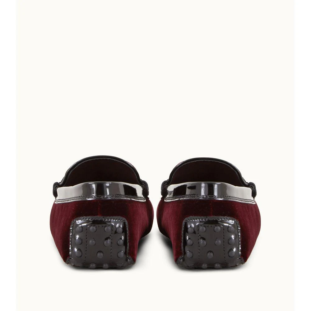 商品Tod's|Gommino Driving Shoes in Velvet,价格¥1272,第3张图片详细描述