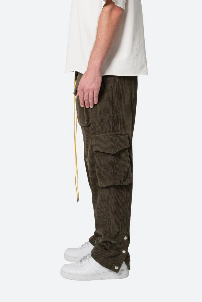 商品MNML|Corduroy Snap II Cargo Pants - Olive,价格¥484,第4张图片详细描述