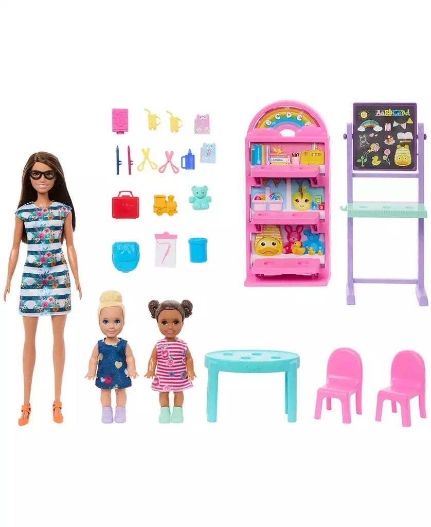 商品Barbie|I Love School Classroom Playset with 1 Fashion Doll, 2 Small Dolls 20+ Accessories,价格¥219,第2张图片详细描述