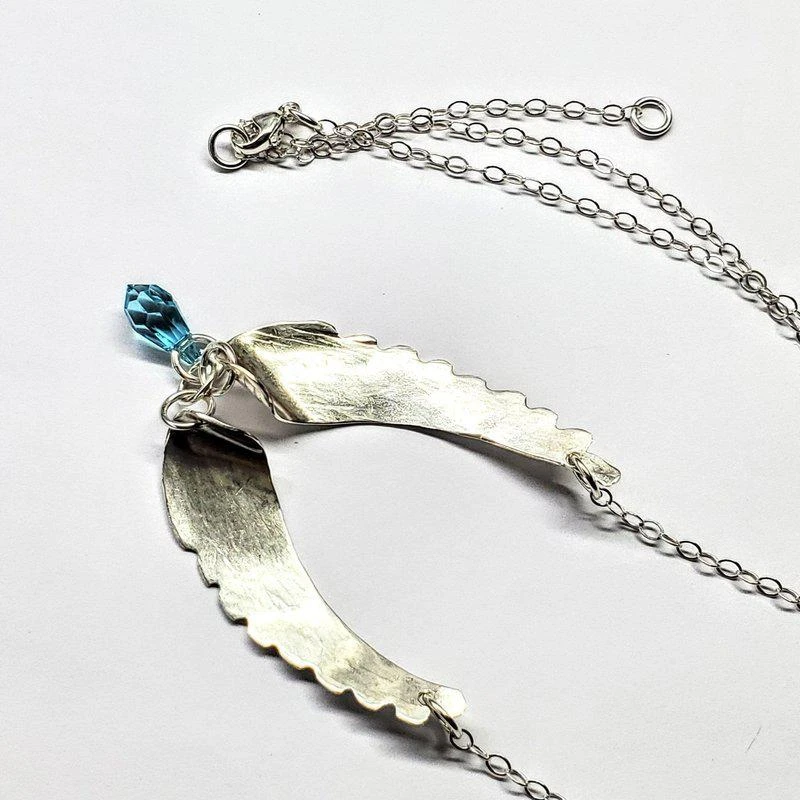 商品Alexa Martha Designs|Silver Sculpted Angel Wings Crystal Drop Necklace,价格¥650,第2张图片详细描述