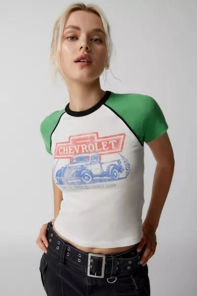 商品Urban Outfitters|Chevy Raglan Baby Tee,价格¥154,第1张图片