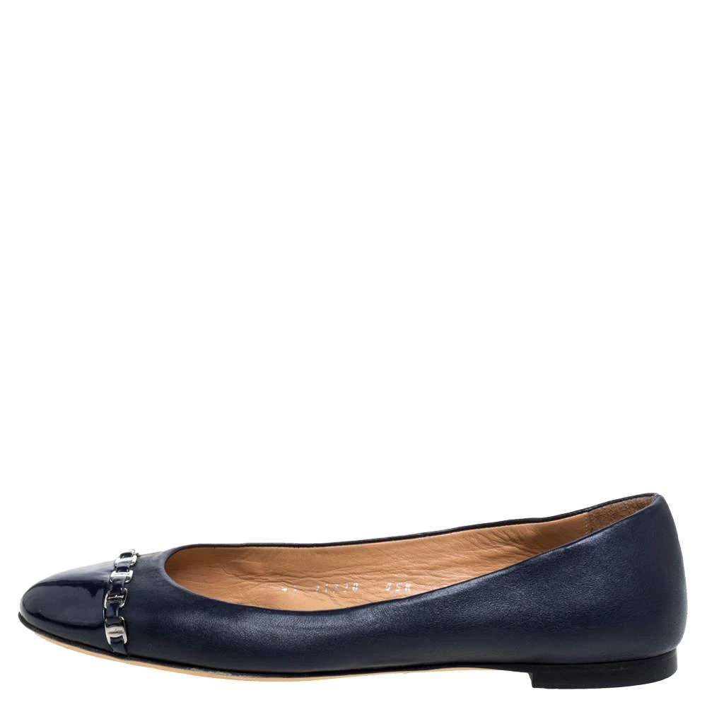商品[二手商品] Salvatore Ferragamo|Salvatore Ferragamo Navy Blue Leather Pim Chain Ballet Flats Size 38,价格¥2050,第2张图片详细描述