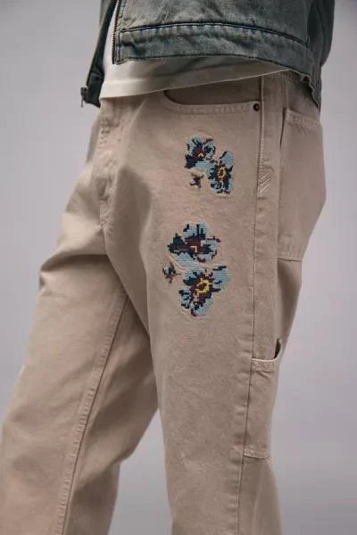 BDG Embroidered Carpenter Jean 商品