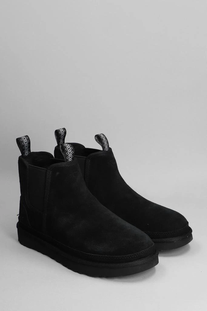 商品UGG|UGG Neumel Low Heels Ankle Boots In Black Suede,价格¥1631,第2张图片详细描述