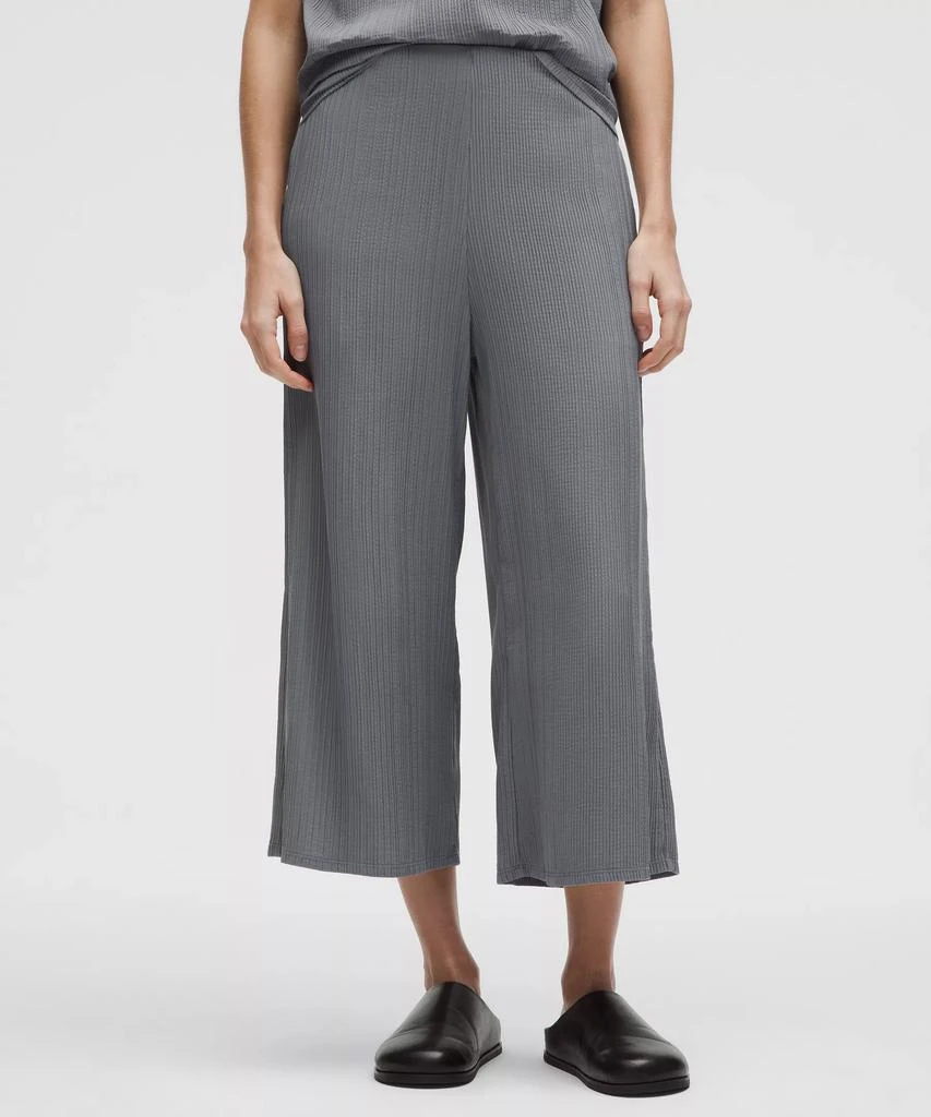 Pleated Stretch High-Rise Wide-Leg Cropped Pant 商品