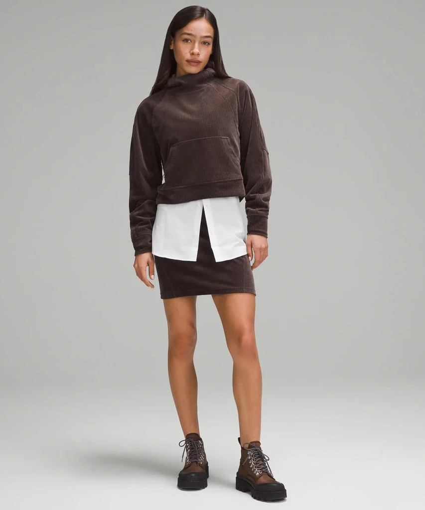商品Lululemon|Scuba Mid-Rise Mini Skirt *Velvet Cord,价格¥454,第2张图片详细描述