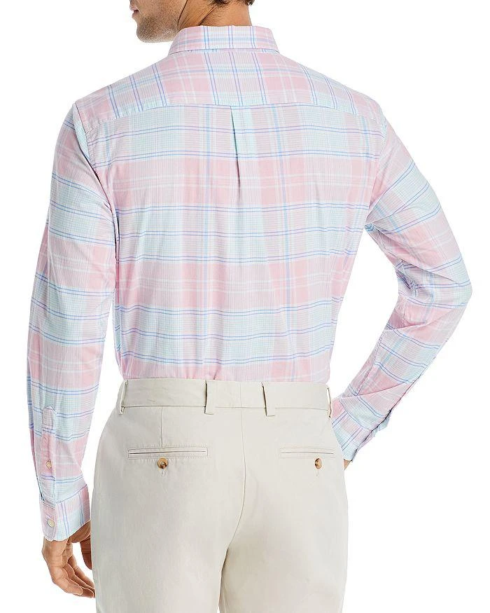 商品Vineyard Vines|Classic Fit Plaid Button Down Shirt,价格¥262,第2张图片详细描述