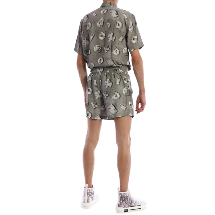 商品[国内直发] Dior|迪奥 季度新品 满印字母印花休闲短裤 男款 灰色,价格¥3630,第6张图片详细描述