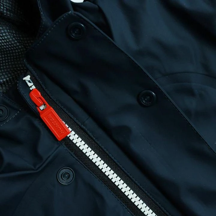 商品Hunter|Rubberised Jacket Navy,价格¥337,第2张图片详细描述