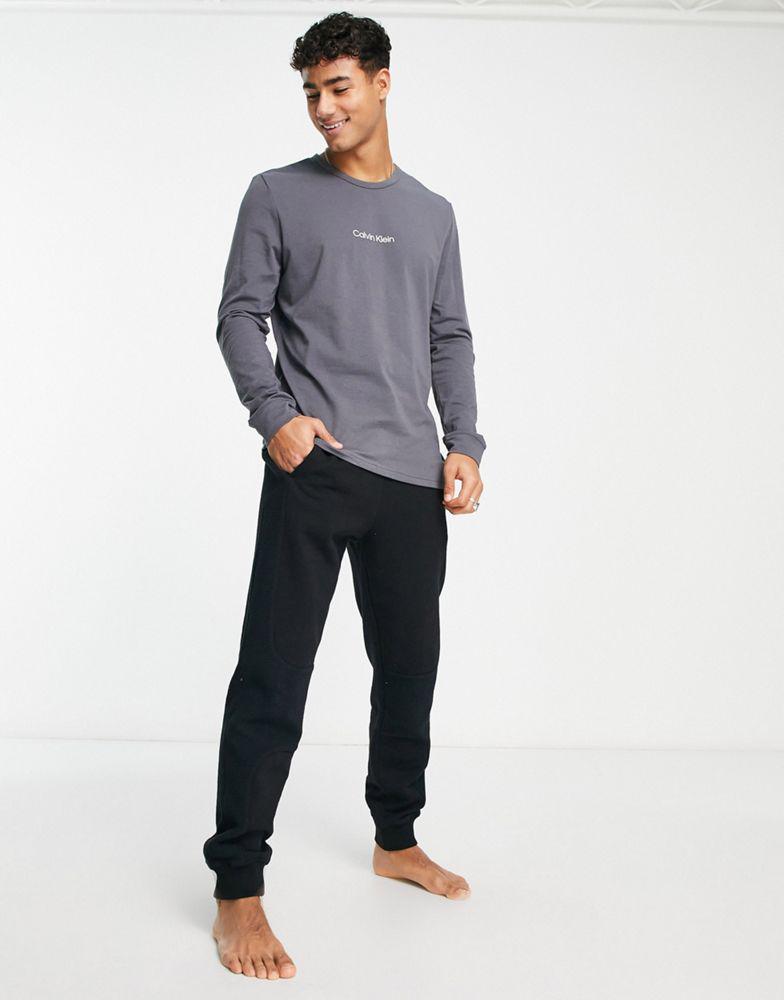 Calvin Klein lounge long sleeved t-shirt in dark grey with chest branding商品第4张图片规格展示