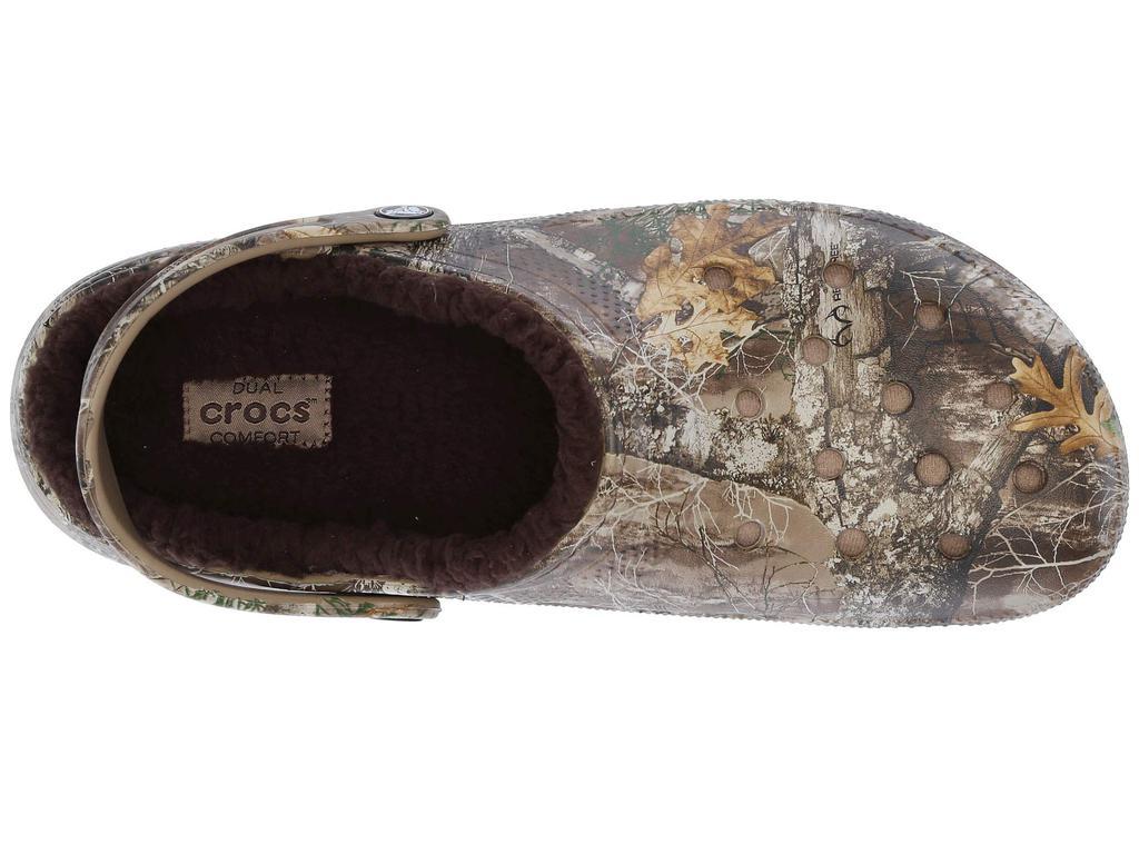商品Crocs|Classic Lined Realtree Edge Clog,价格¥355,第4张图片详细描述
