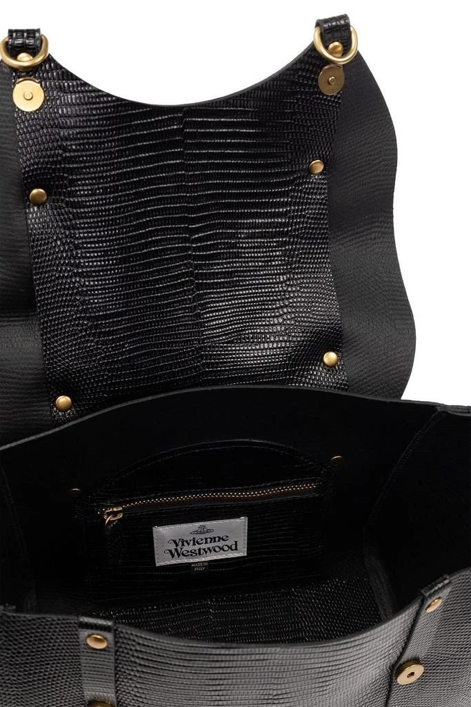 商品Vivienne Westwood|Vivienne Westwood Betty Orb Plaque Medium Shoulder Bag,价格¥3702,第4张图片详细描述