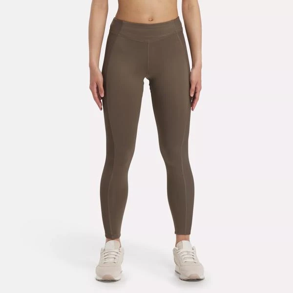 商品Reebok|Yoga High Rise Performance Rib Leggings,价格¥111,第1张图片