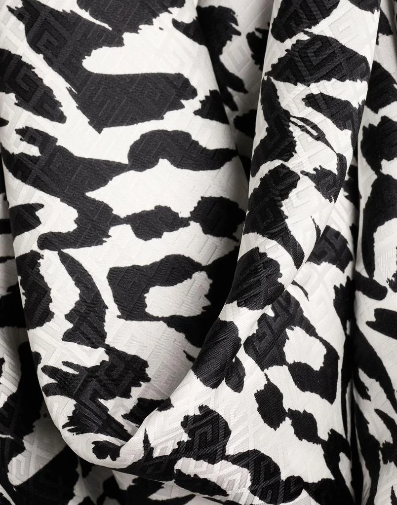 商品Givenchy|Scarves and foulards,价格¥2376,第2张图片详细描述