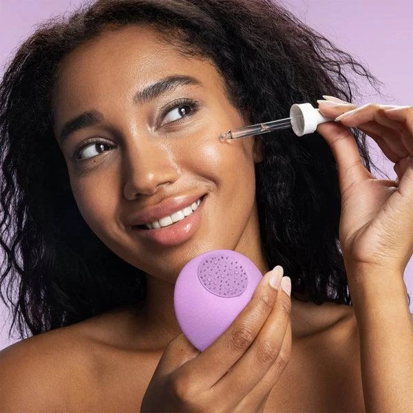 Real Techniques Sponge+ Miracle Skincare Sponge 商品