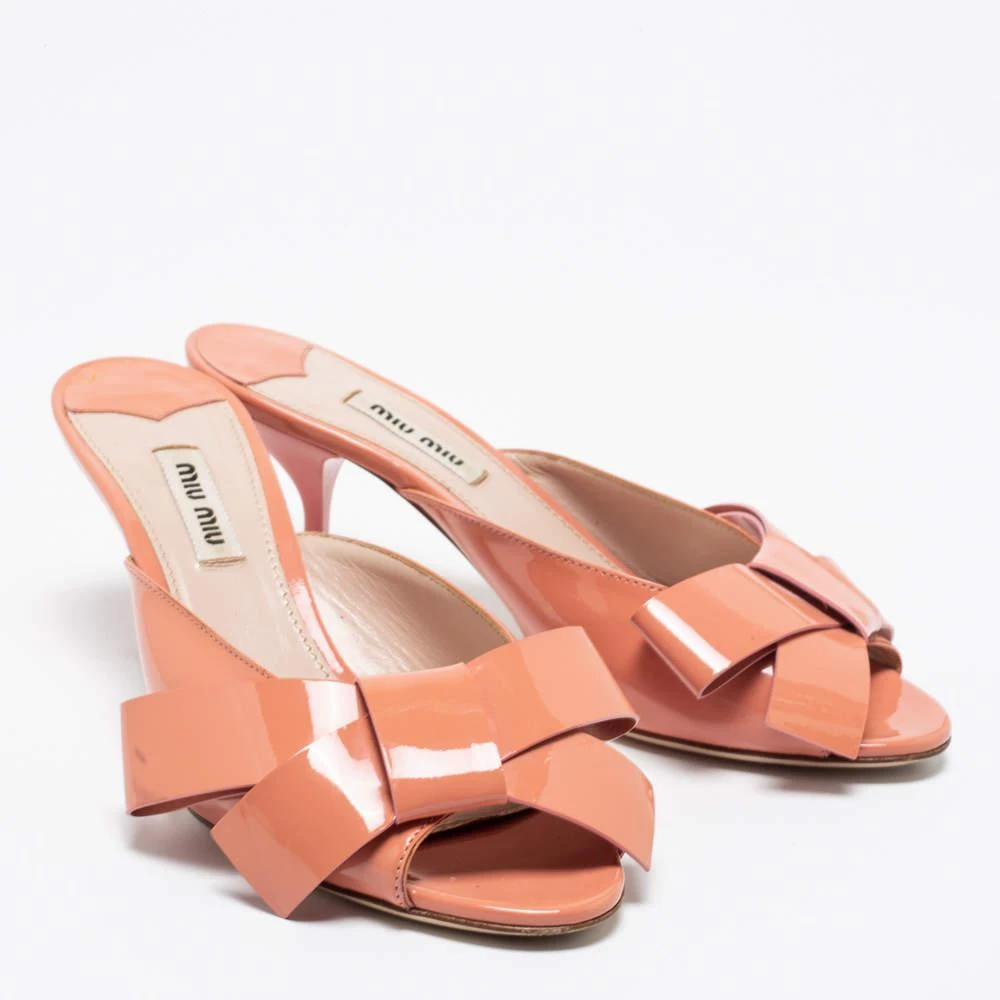 商品[二手商品] Miu Miu|Miu Miu Blush Pink Patent Leather Bow Mules Size 36.5,价格¥1064,第4张图片详细描述