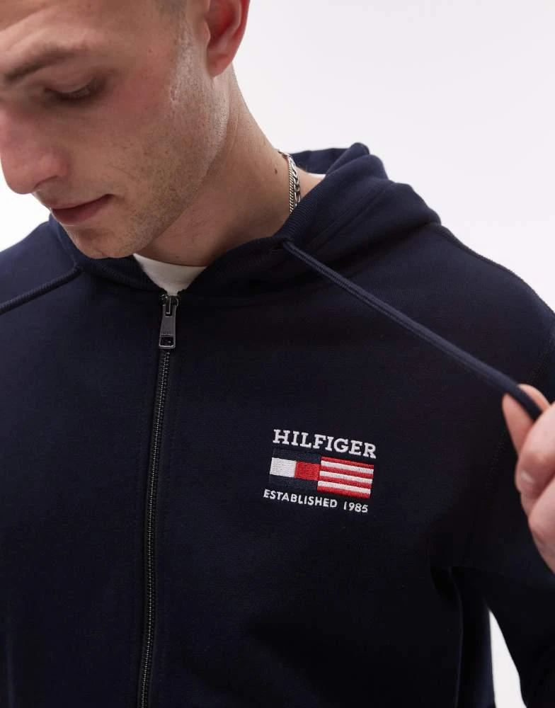 商品Tommy Hilfiger|Tommy Hilfiger americana zip through hoodie in navy,价格¥1348,第2张图片详细描述