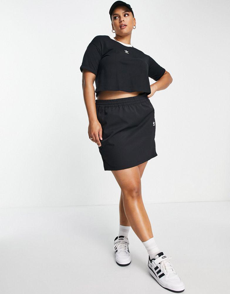 adidas Originals Plus mini skirt with popper detail in black商品第4张图片规格展示