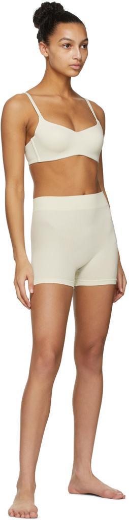 商品SKIMS|Off-White Stretch Rib Boy Shorts,价格¥305,第6张图片详细描述