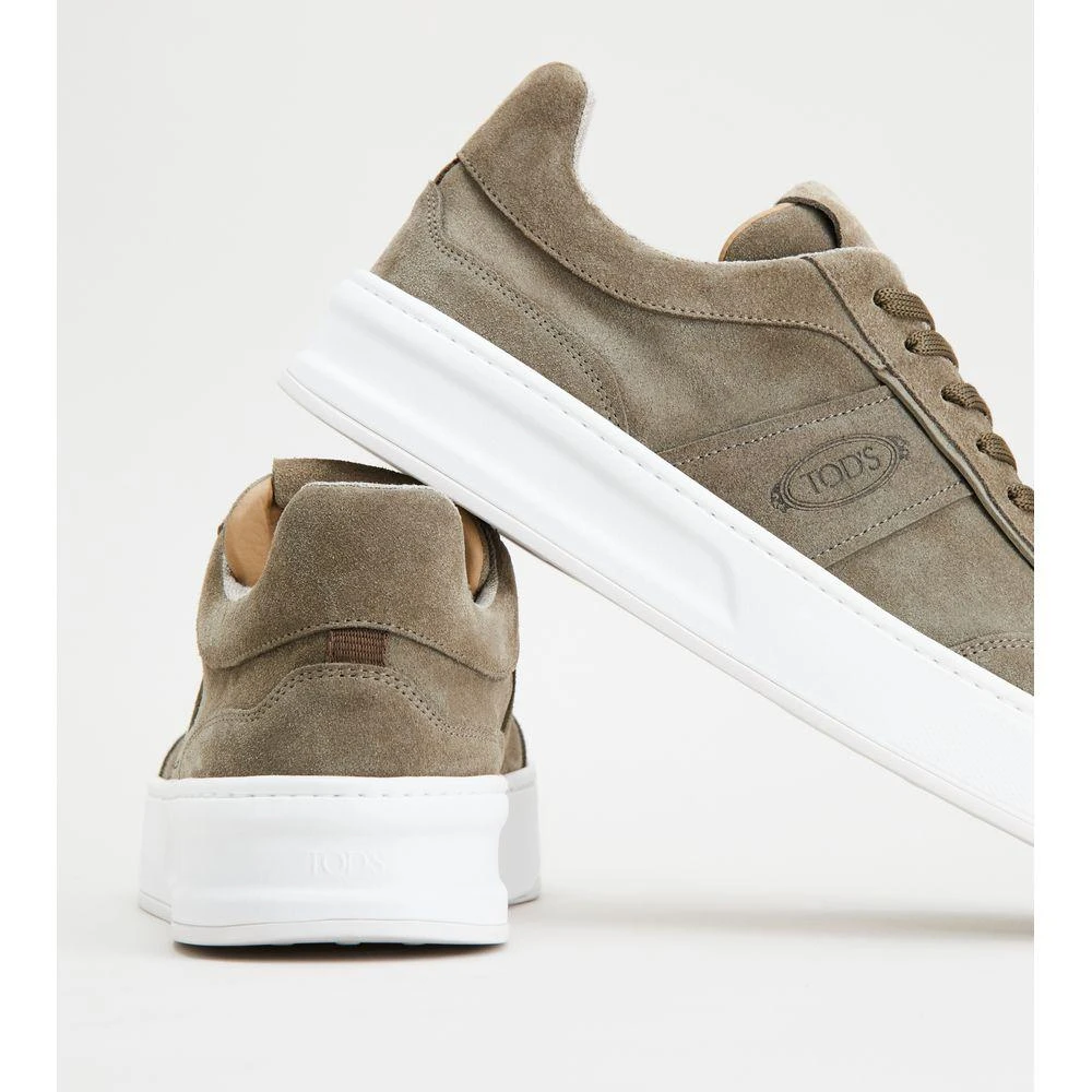 Sneakers in Suede 商品