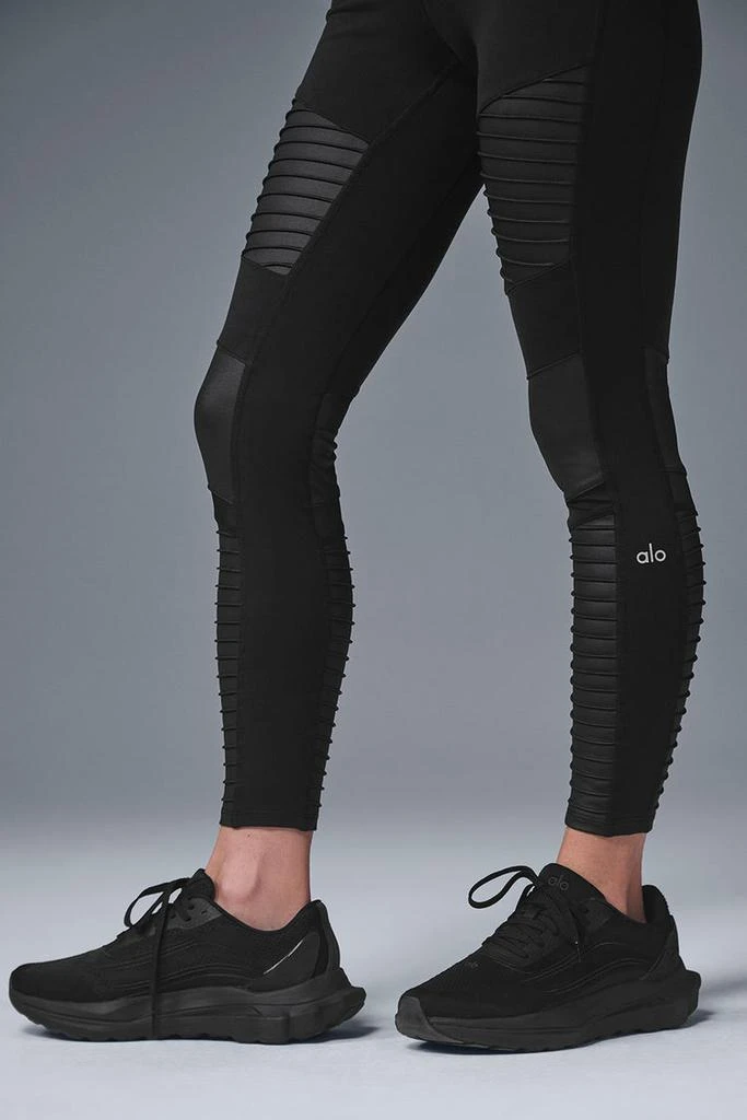 商品Alo|7/8 High-Waist Moto Legging - Black,价格¥981,第4张图片详细描述