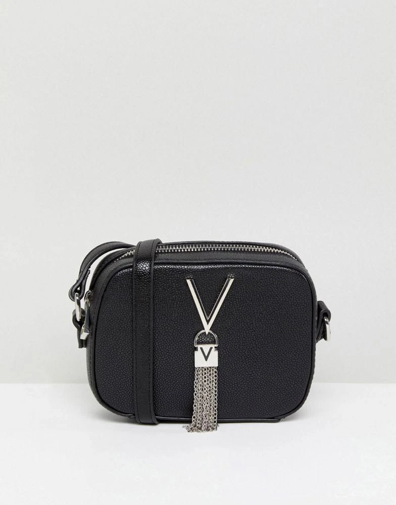 商品Mario Valentino|Valentino Divina tassel detail camera cross body bag in black,价格¥504,第1张图片