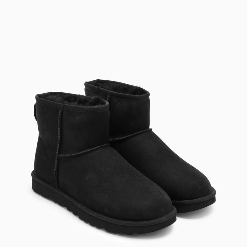 商品UGG|Classic Mini II black boot,价格¥1402,第2张图片详细描述