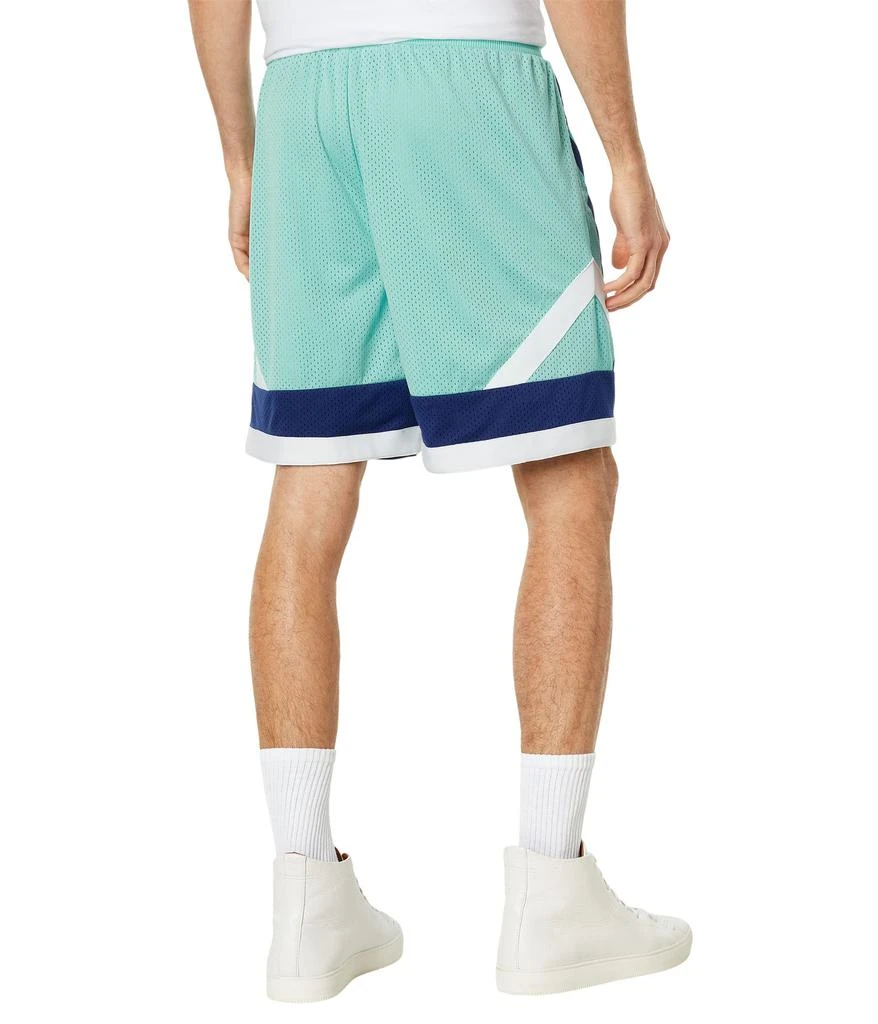 商品Puma|Franchise Jaws Mesh Shorts 8",价格¥196,第2张图片详细描述