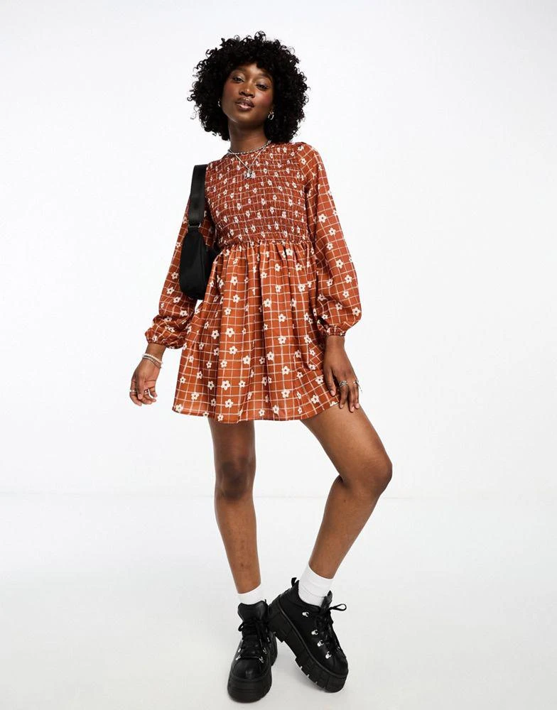 商品Daisy Street|Daisy Street mini smock dress in orange checkerboard floral,价格¥259,第4张图片详细描述