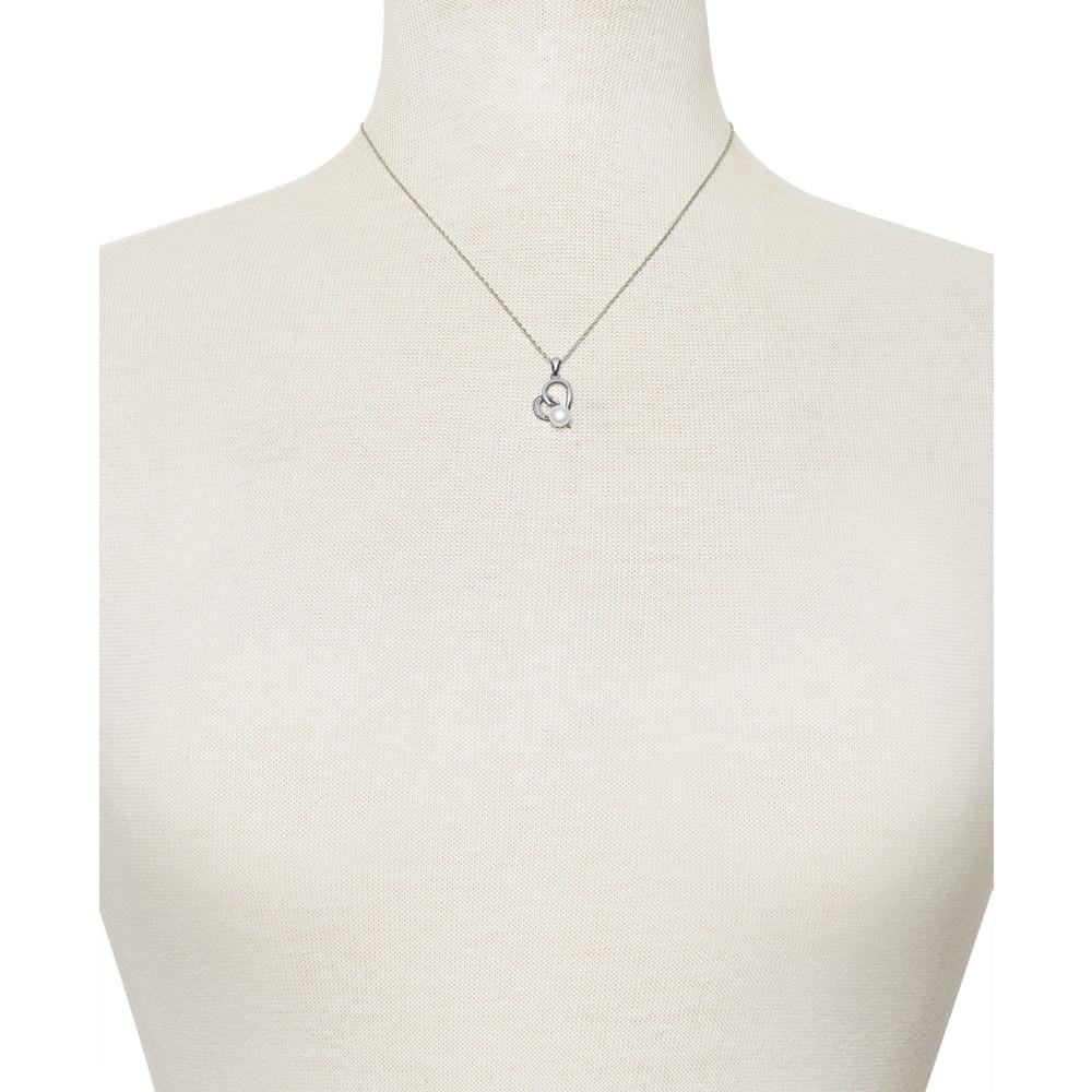 商品Belle de Mer|Cultured Freshwater Button Pearl (6mm) & Cubic Zirconia Heart 18" Pendant Necklace in Sterling Silver,价格¥275,第4张图片详细描述
