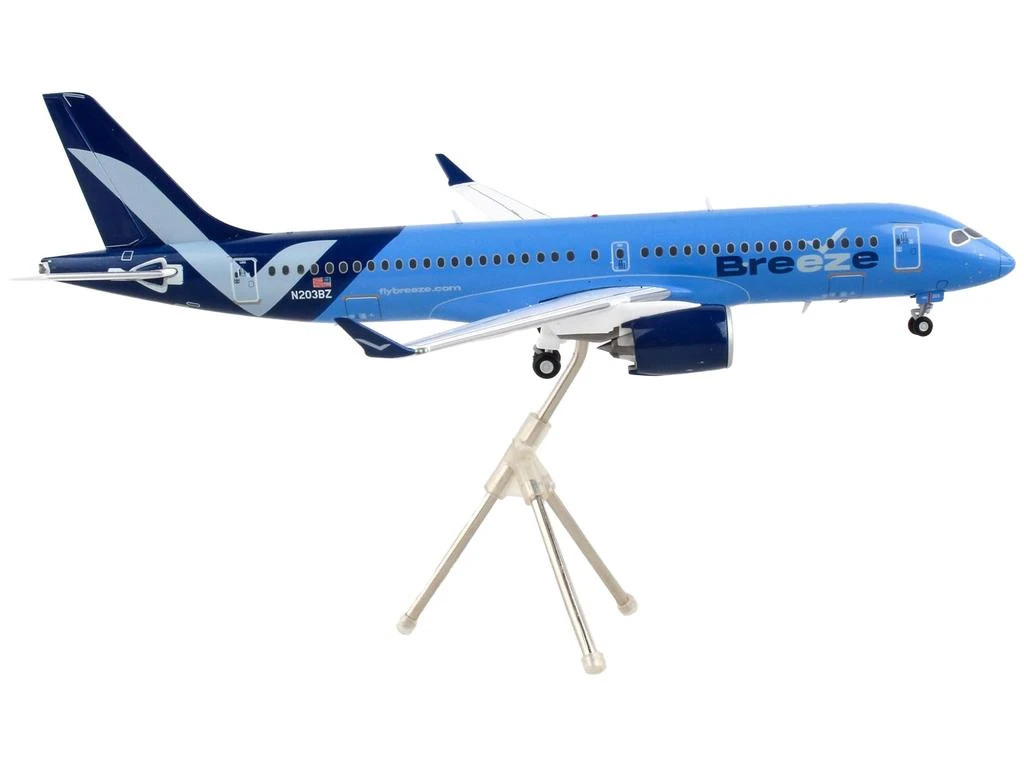商品GeminiJets|Embraer ERJ-195 Commercial Aircraft "Breeze Airways" Blue "Gemini 200" Series 1/200 Diecast Model Airplane by,价格¥1080,第1张图片