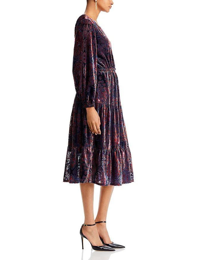 商品Tahari|Paisley Burnout Velvet Midi Dress,价格¥332,第5张图片详细描述