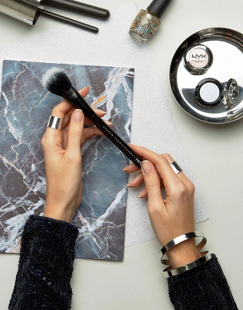 商品NYX Professional Makeup|NYX Professional Makeup - Pro Dual Fiber Powder Brush,价格¥112,第4张图片详细描述