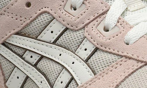 Lyte Classic™ Athletic Shoe 商品