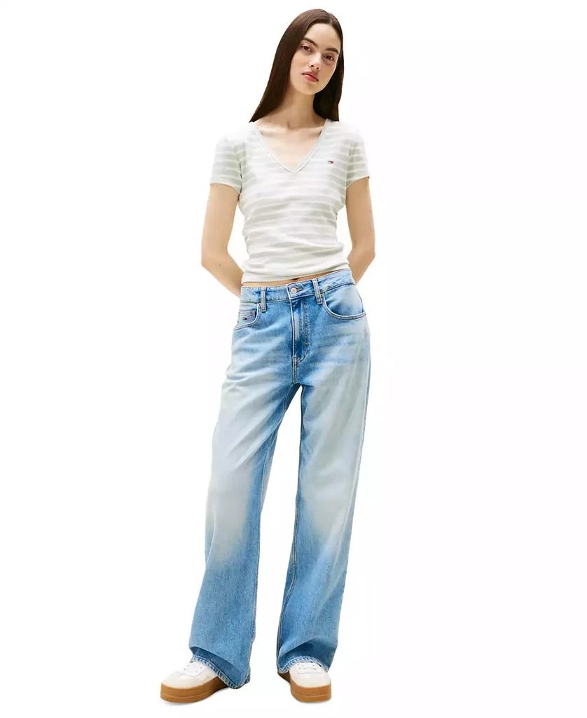 商品Tommy Jeans|Women's Slim-Fit Essential Ribbed V-Neck Tee,价格¥131,第2张图片详细描述
