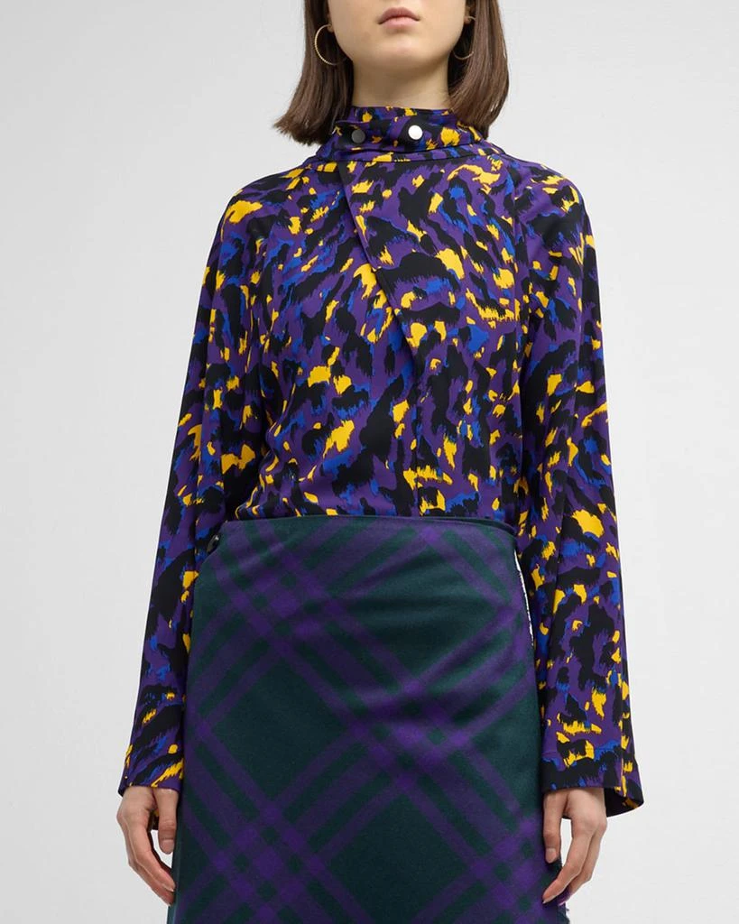 商品Burberry|Abstract-Print Long-Sleeve Silk Top,价格¥3103,第1张图片