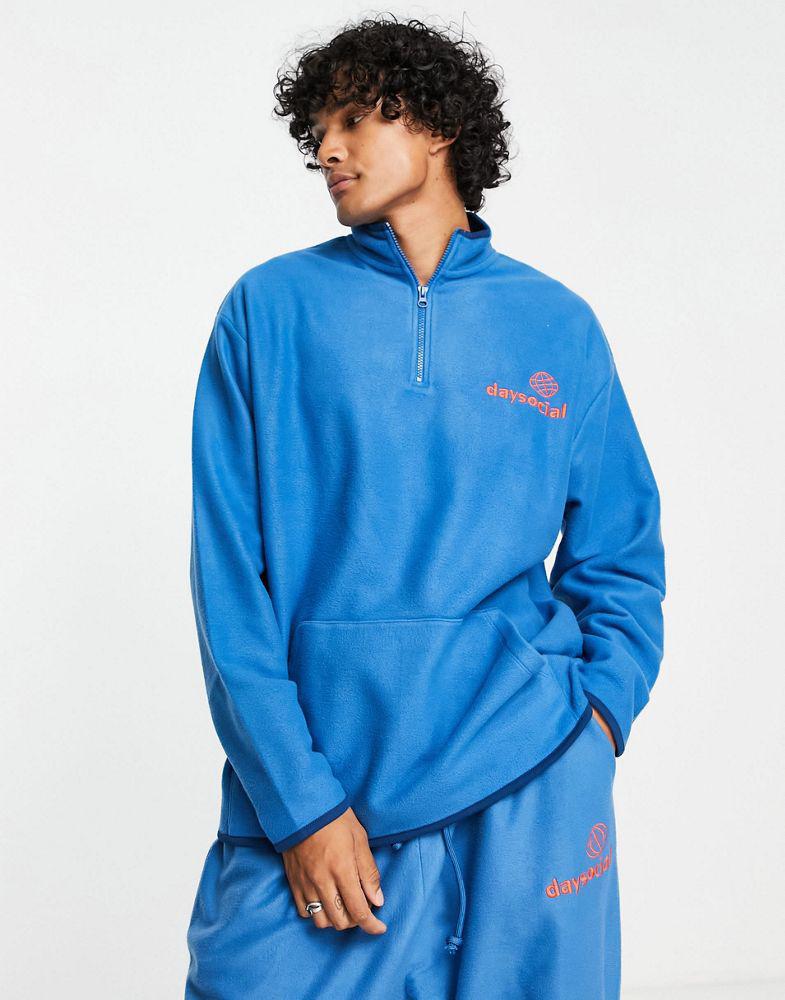 ASOS Daysocial co-ord oversized quarter zip sweatshirt in polar fleece with back graphic print in blue商品第2张图片规格展示