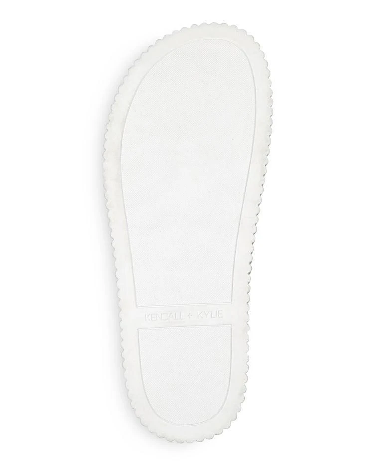 商品KENDALL and KYLIE|Women's Isla Metallic Platform Slide Sandals,价格¥363,第5张图片详细描述